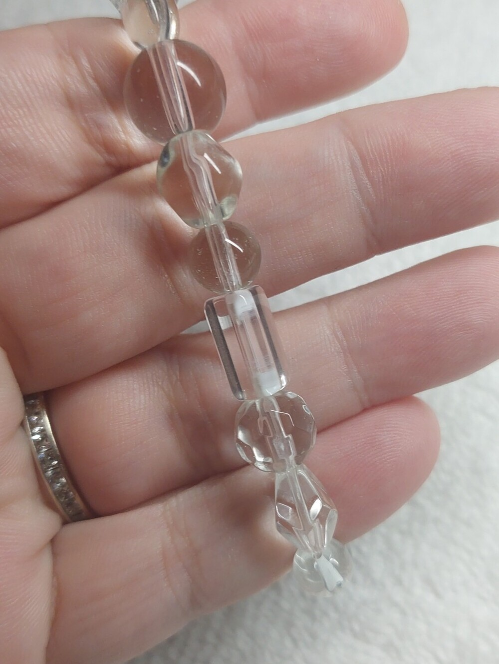 Handmade Glass Bead Bracelet On stretch Cord.new - Picture 4 of 5
